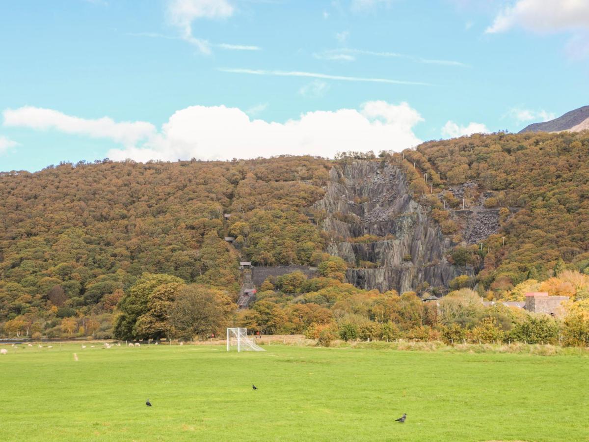 Maesteg - Llanberis Caernarfon Buitenkant foto